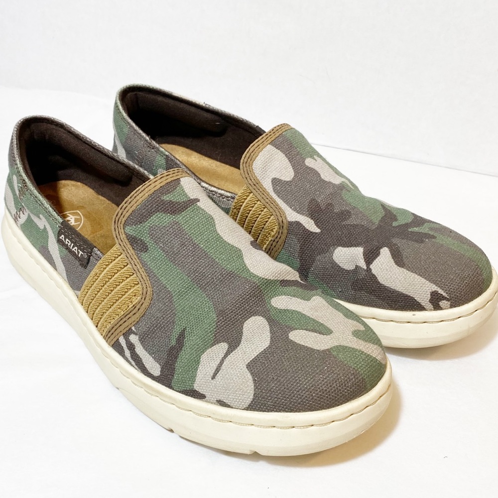 Ariat Ryder Camo Slip On Shoes Great Condition Women’s Size 9